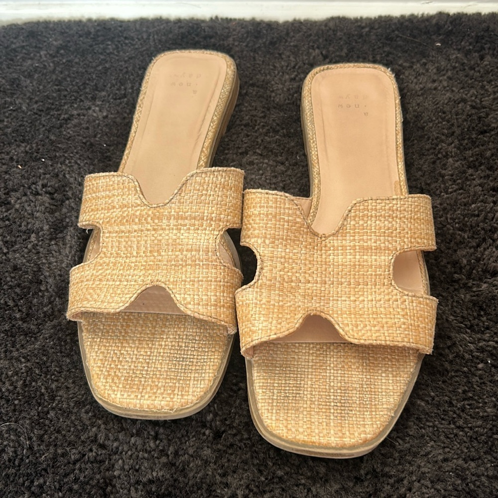 EASTER / SPRING SANDALS 💐 a new day | target | Raffia sandals slides